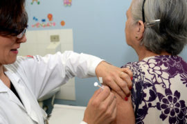 Mortes e casos graves de gripe aumentam no Paraná