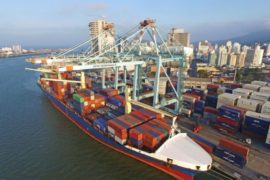 Governo reorganiza 16 áreas portuárias no Brasil
