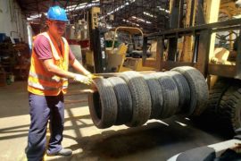 Portos do Paraná recolhe pneus e mantém combate à dengue