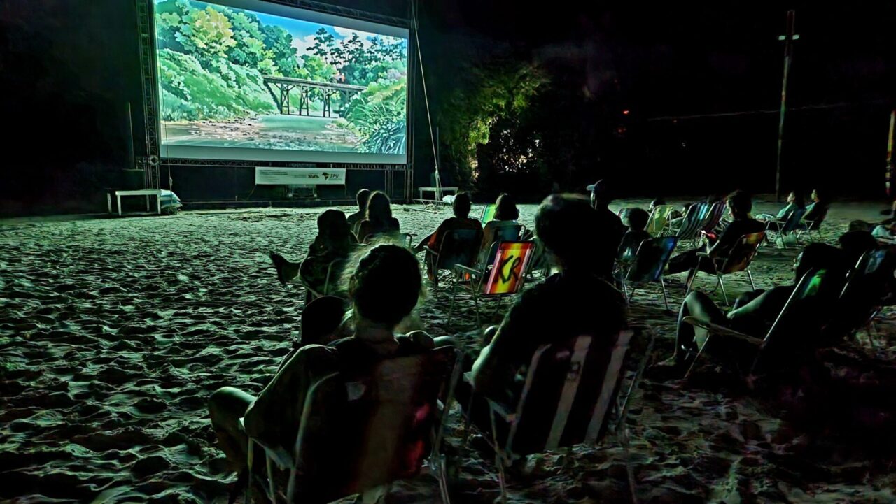 Ilha do Mel tem “cinema à luz da lua e pé na areia” neste fim de semana; confira a programação